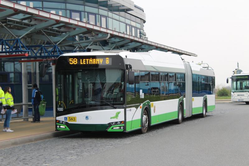 Z autobusového dne Pražské integrované dopravy  