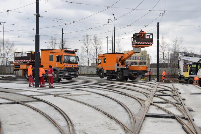 Nové velkokapacitní odstavné kolejiště tramvají v Praze Hostivaři je v provozu