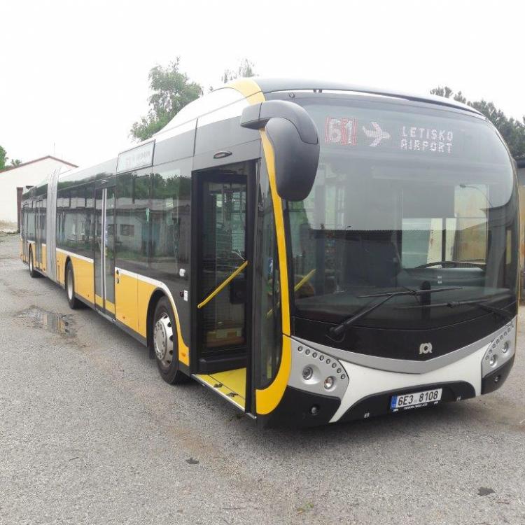 Dopravní podnik Bratislava testuje 18 metrový autobus SOR