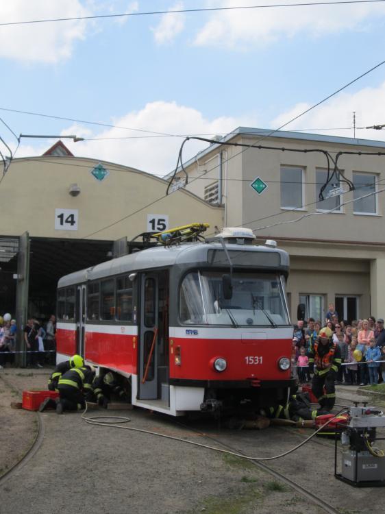 Den otevřených dveří ve vozovně Medlánky