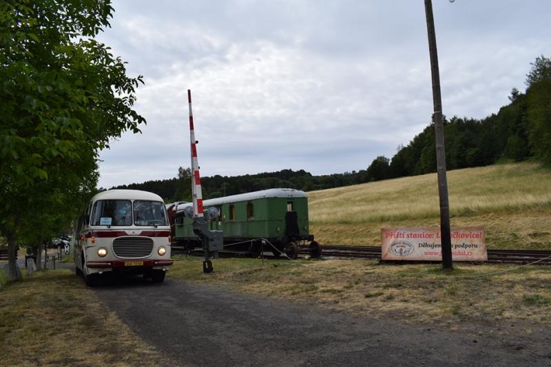 Provoz historické autobusové linky Zubrnice - Úštěk zahájen