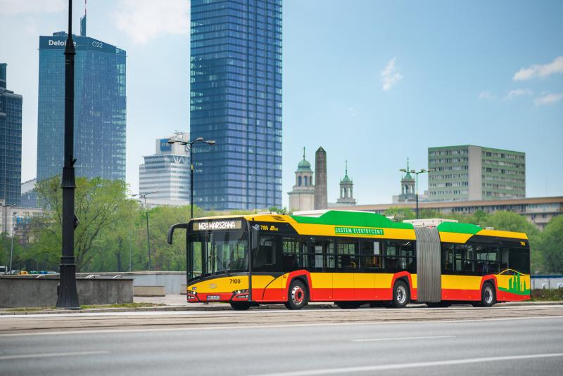 Solaris získal největší kontrakt v Evropě na 130 kloubových elektrických autobusů do Varšavy