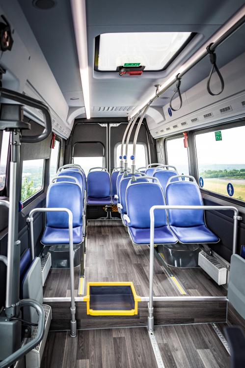 Dva přírůstky minibusů s hvězdou: Sprinter Transfer 45 a Sprinter City 45