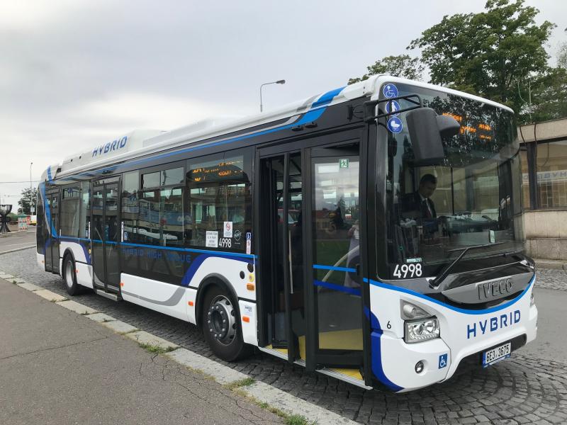 Další testovací provoz hybridního autobusu v Praze, tentokrát Iveco