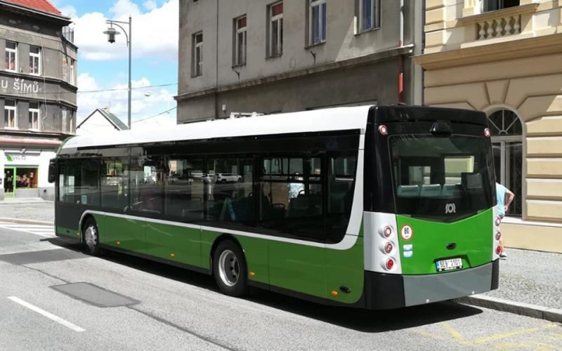 Arriva testuje elektrobus pro kladenskou MHD