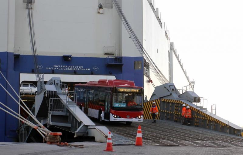 Sto nových ebusů BYD připlulo do Chile