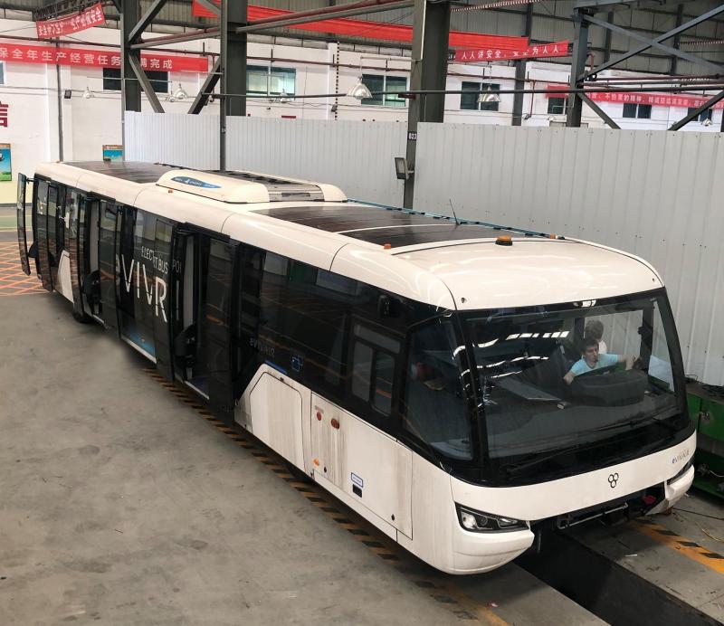 Nový solární systém pro letištní autobusy