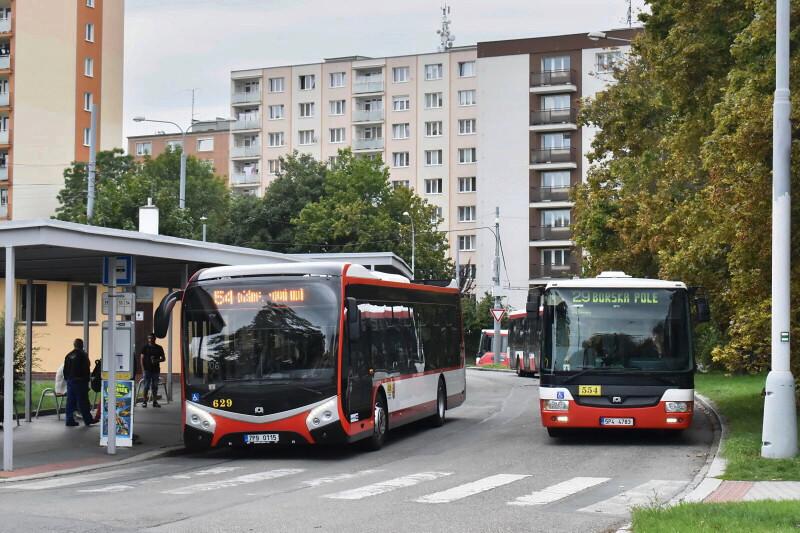 V Plzni vyjel první autobus SOR NS 12