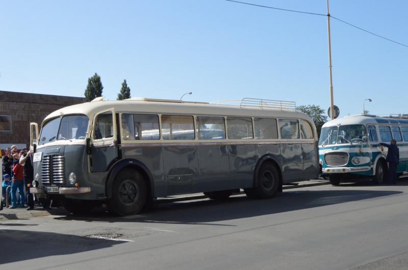 Den s historickými autobusy v České Lípě