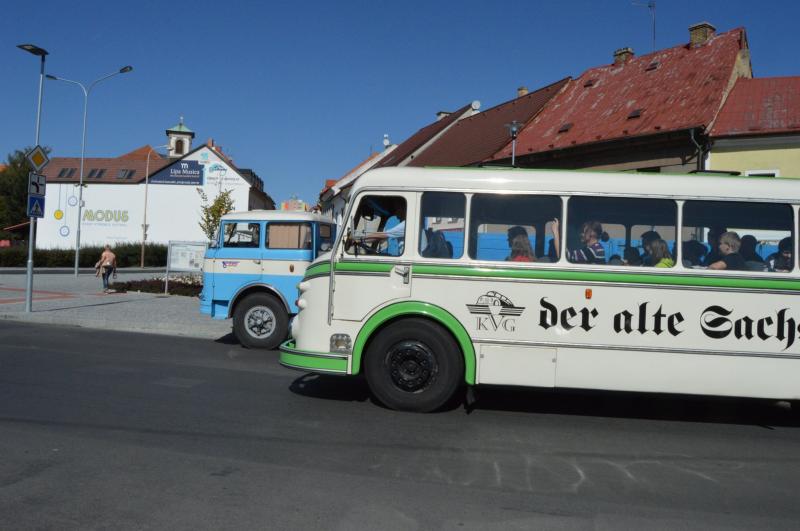 Den s historickými autobusy v České Lípě