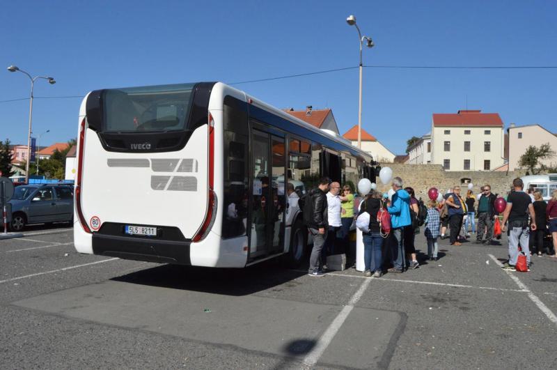 Den s historickými autobusy v České Lípě