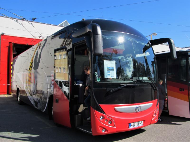 Jihlavané minulou neděli vyzkoušeli nový trolejbus Škoda 32 Tr