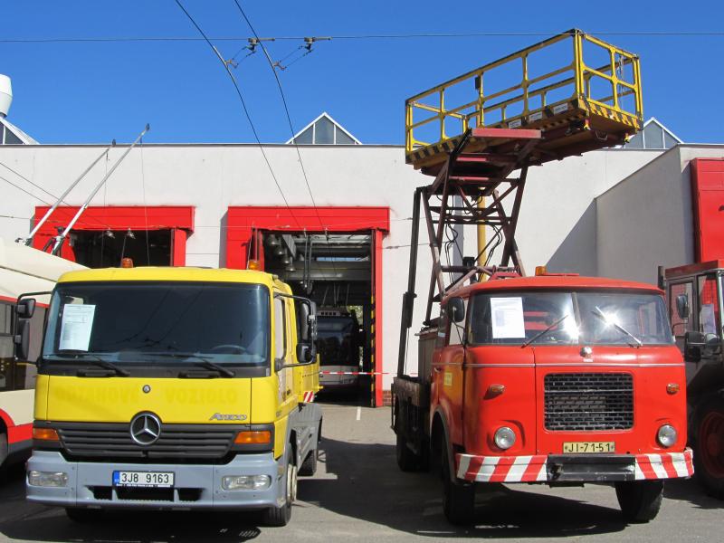 Jihlavané minulou neděli vyzkoušeli nový trolejbus Škoda 32 Tr