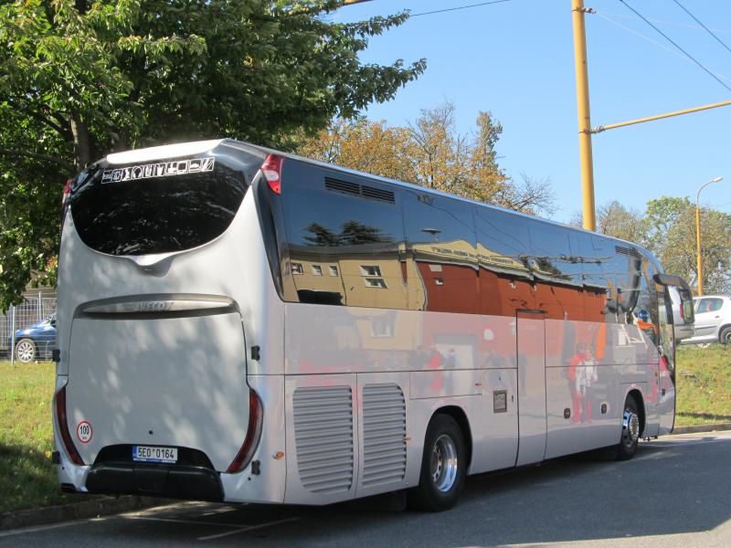 Jihlavané minulou neděli vyzkoušeli nový trolejbus Škoda 32 Tr