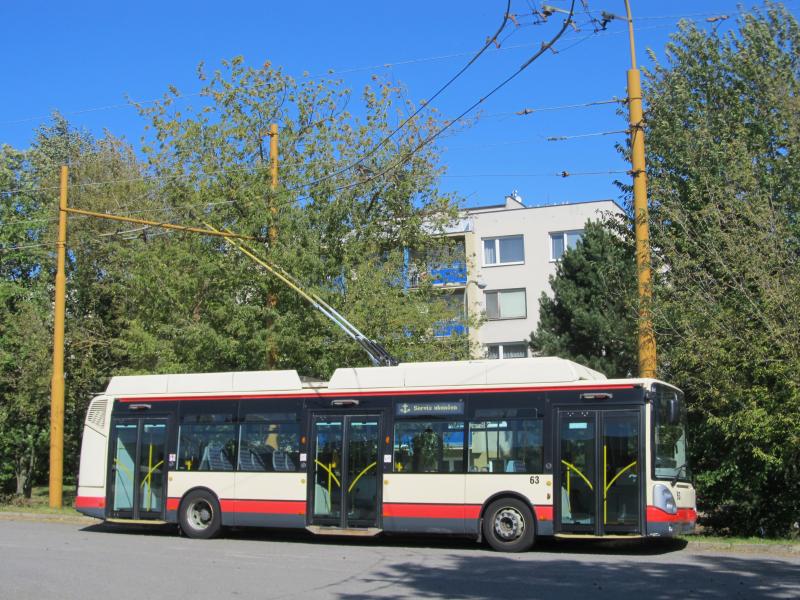 Jihlavané minulou neděli vyzkoušeli nový trolejbus Škoda 32 Tr