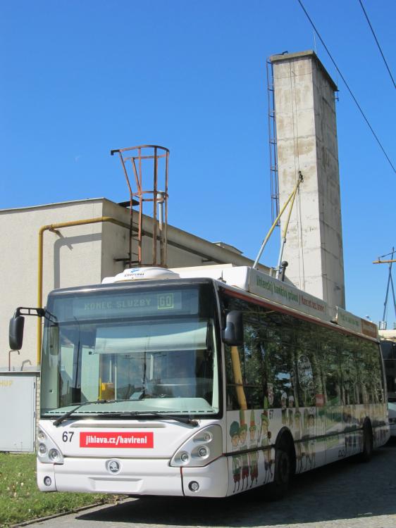 Jihlavané minulou neděli vyzkoušeli nový trolejbus Škoda 32 Tr