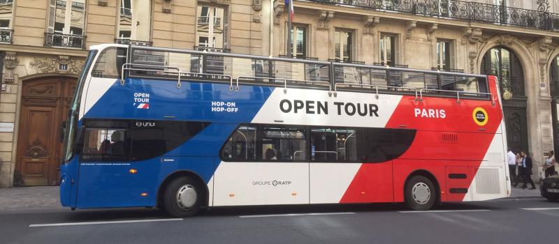 Po Paříži prvními otevřenými plynovými double-deckery