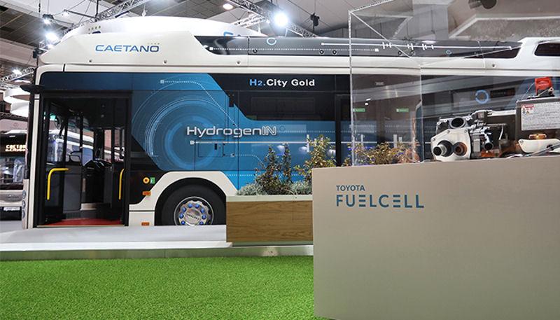 Busworld 2019: CaetanoBus představil H2.City Gold