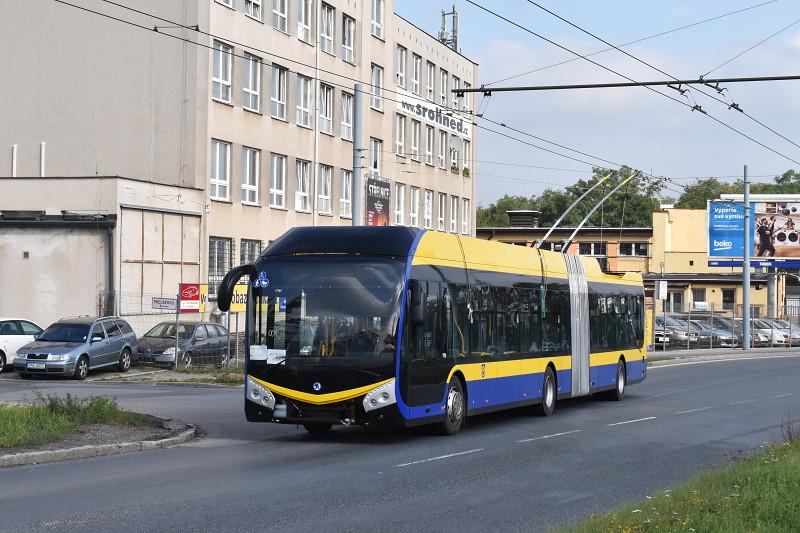 Kluž, Limoges, Pardubice, Riga, Saint-Étienne či Teplice. Testované trolejbusy v ulicích Plzně