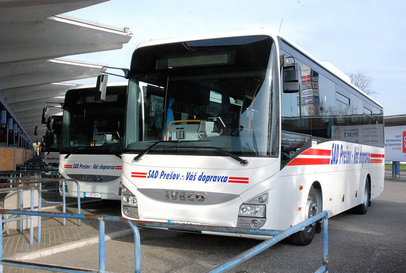Do vozového parku SAD Prešov přibyly nové autobusy IVECO Crossway Line 