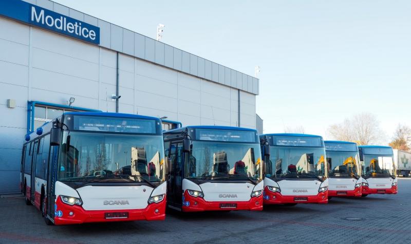 Šest nových autobusů Scania pro ČSAD POLKOST
