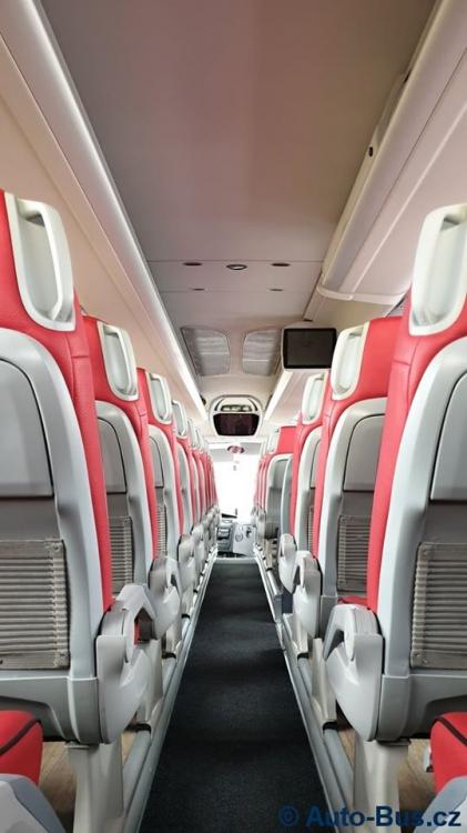 Nový autobus Scania Irizar i6s pro české hokejisty
