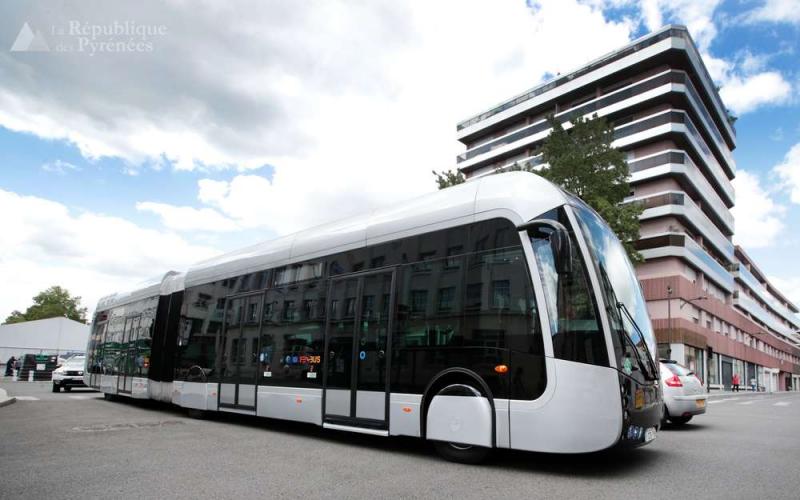 Ve Francii jsou v provozu první vodíkové autobusy pro BRT na světě