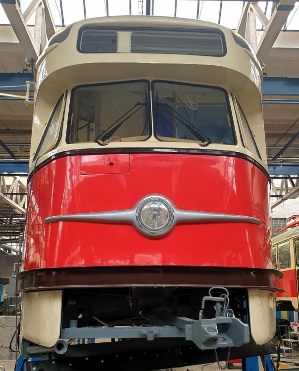 EKOVA ELECTRIC dokončila renovaci legendárních tramvají T2
