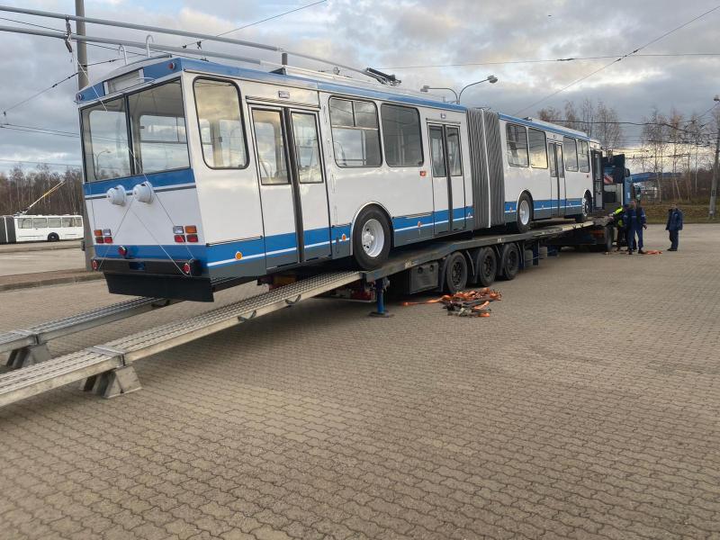 V Chomutově a Jirkově se pochlubili novým historickým trolejbusem