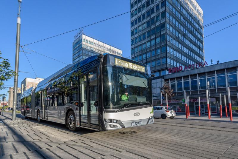 První autobusy Solaris v Bonnu budou elektrické