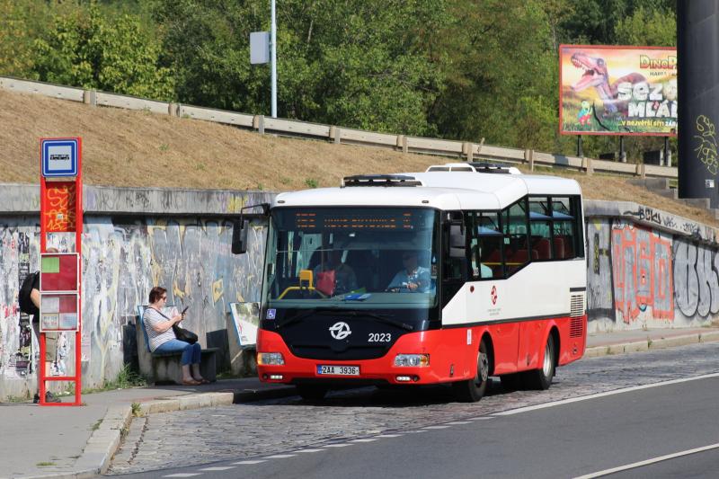 DPP uzavřel rámcové dohody na nákup nových midibusů se SOR a Solaris