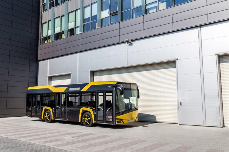 DPP uzavřel rámcové dohody na nákup nových midibusů se SOR a Solaris