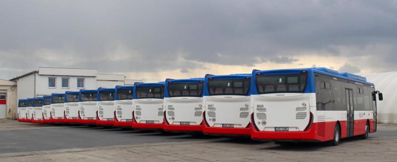 15 dalších nových autobusů nahradí v PID modely Karosa 954