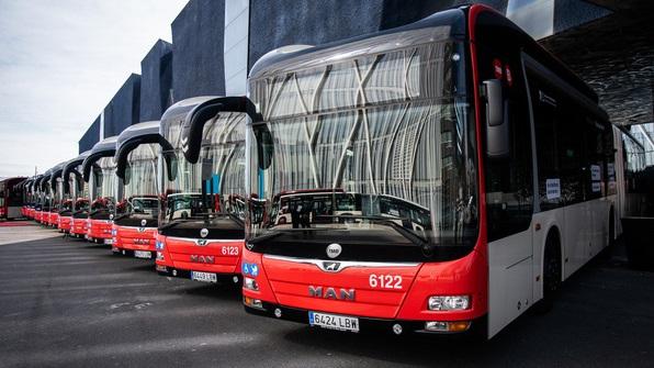 Nová autobusová flotila v Barceloně 