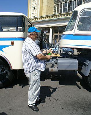 Od prvního autobusového veterána k Muzeu velkých volantů