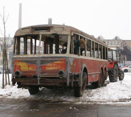 Z archivu: Jedinečný trolejbus Škoda 3 Tr3 v Plzni