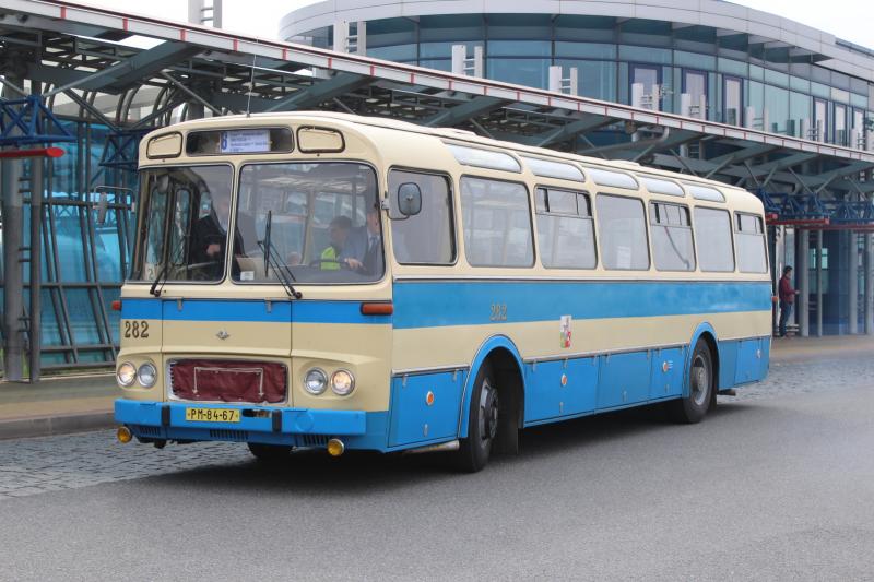 Autobusový den Pražské integrované dopravy před rokem a letos