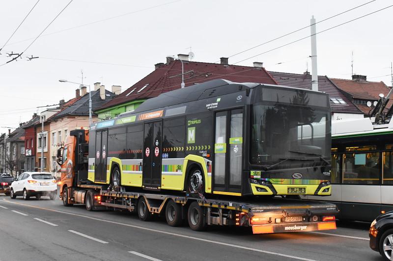 Brašov, Mariánské Lázně, Plzeň, Teplice, Ústí nad Labem, Zlín či Žilina. Testované trolejbusy v ulicích Plzně.