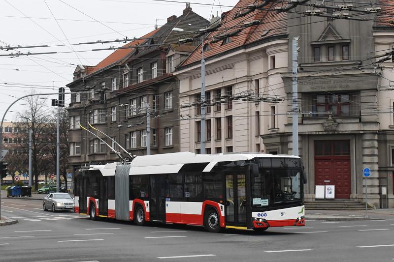 Brašov, Mariánské Lázně, Plzeň, Teplice, Ústí nad Labem, Zlín či Žilina. Testované trolejbusy v ulicích Plzně.