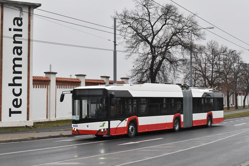 Brašov, Mariánské Lázně, Plzeň, Teplice, Ústí nad Labem, Zlín či Žilina. Testované trolejbusy v ulicích Plzně.