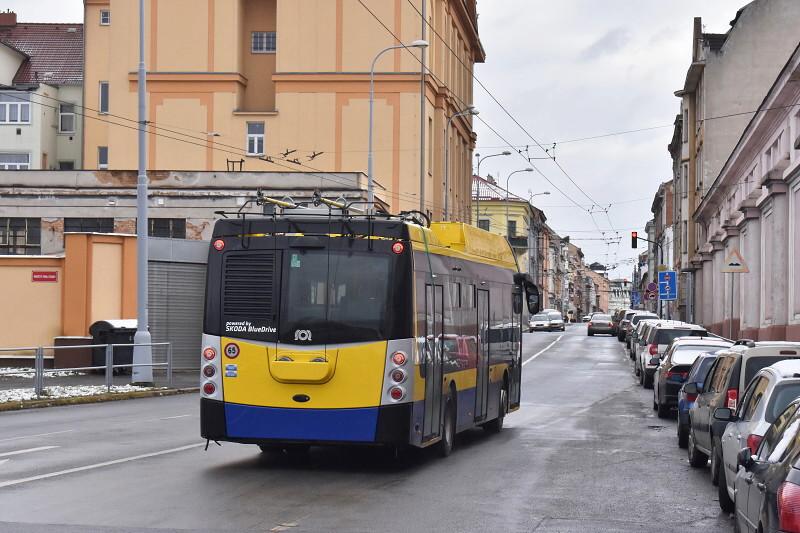 Brašov, Mariánské Lázně, Plzeň, Teplice, Ústí nad Labem, Zlín či Žilina. Testované trolejbusy v ulicích Plzně.