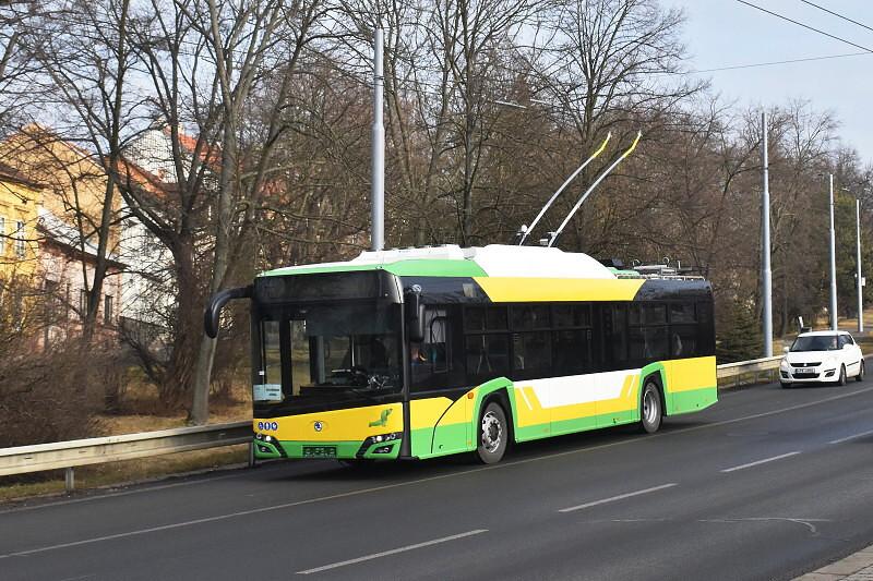 Brašov, Mariánské Lázně, Plzeň, Teplice, Ústí nad Labem, Zlín či Žilina. Testované trolejbusy v ulicích Plzně.