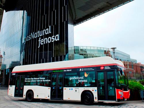 Barcelona poptává hybridní plynové autobusy