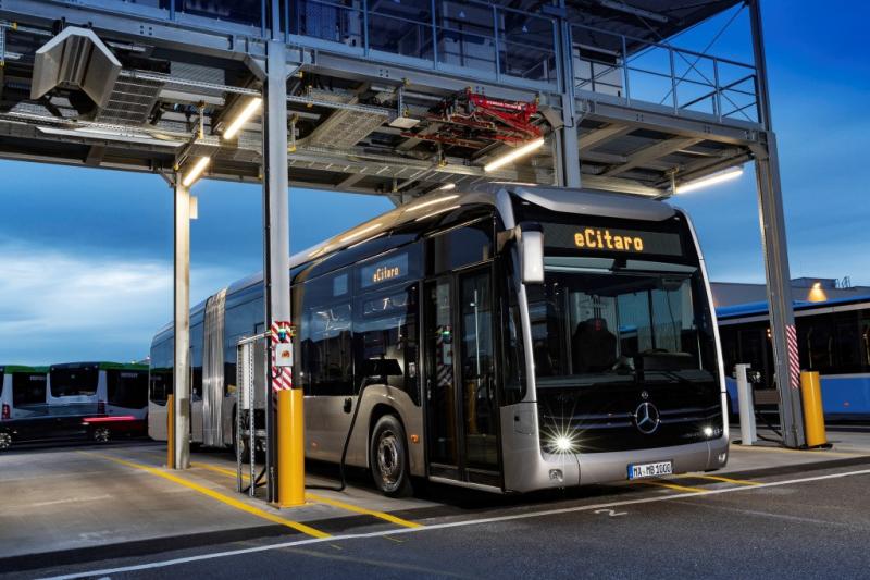 Mercedes uvádí kloubový ebus eCitaro G 