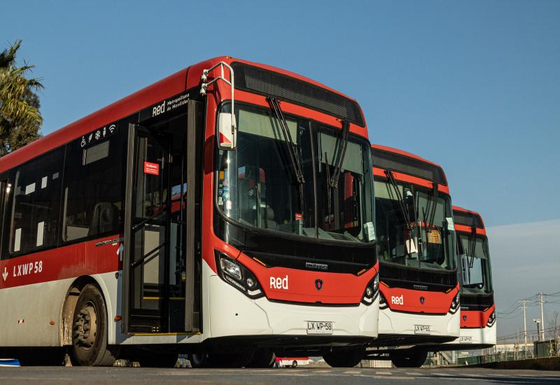 Scania a Volvo dodávají 555 autobusů do Santiago de Chile