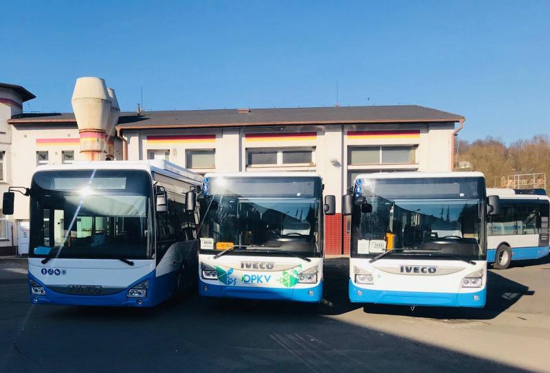 Pět nových autobusů v Dopravním podniku Karlovy Vary