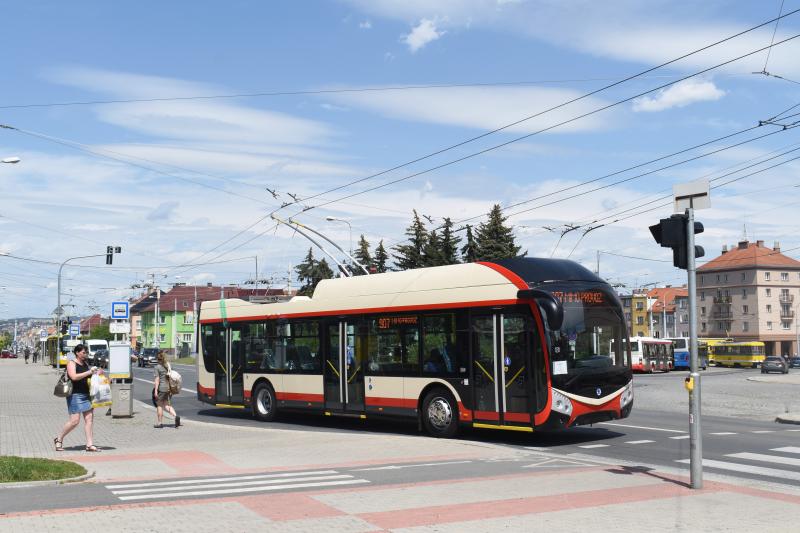 Na autobusových i trolejbusových linkách v Jihlavě vyjedou brzy nová vozidla