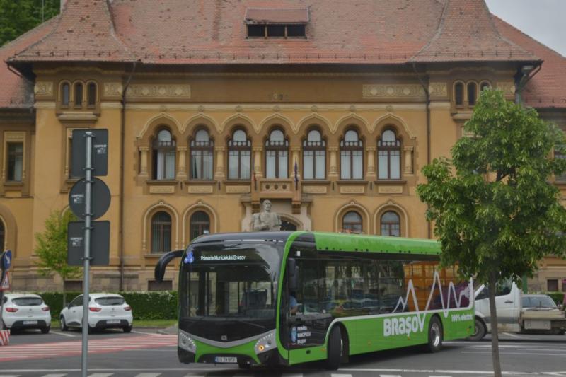 Šedesát elektrických autobusů SOR do rumunského Brašova 