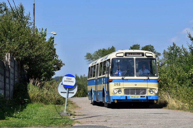 Ve strašickém Muzeu dopravy to při posvícení žilo