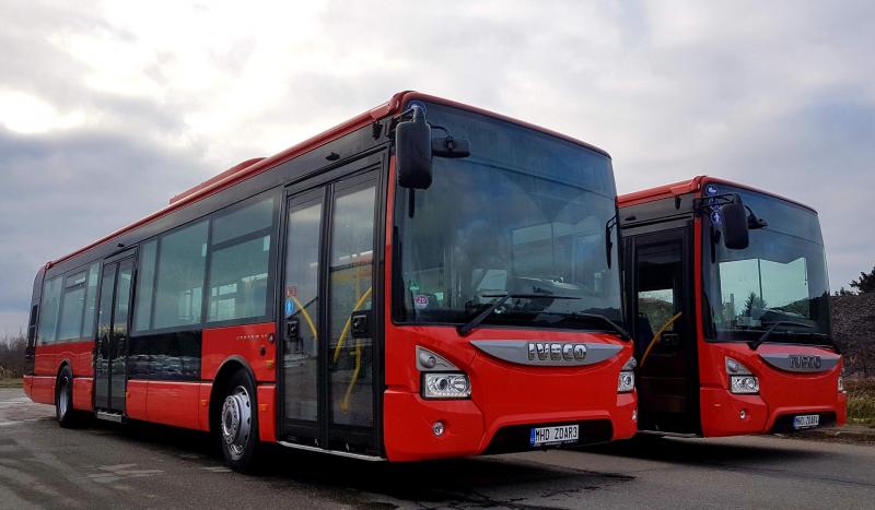 Na Žďársku lze koupit jízdenku v autobusech bezhotovostně